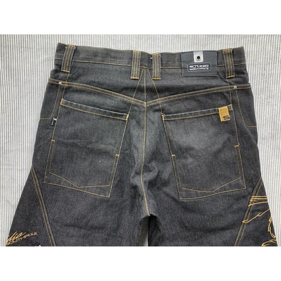 VTG Studio By Southpole Embroidered Denim Jeans 34 Looney Tunes Wile E Coyote - Picture 12 of 16